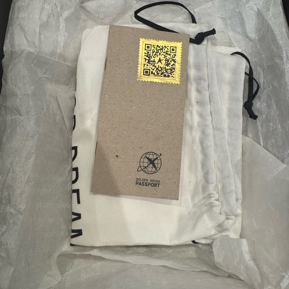 Golden Goose Deluxe Black Leather Ankle Boots brand new with tags size 35 - Picture 9 of 10